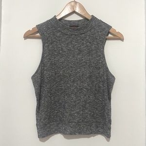 Cropped Sweater Sleeveless Top